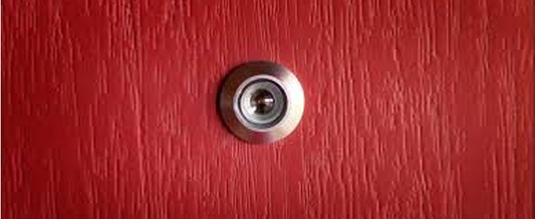 Peephole