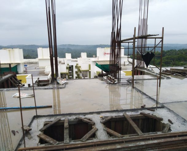 CONCRETING OF FIFTH FLOOR COLUMNS (70% COMPLETED) [31-08-2019]